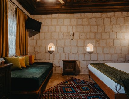 Standard Stone Rooms